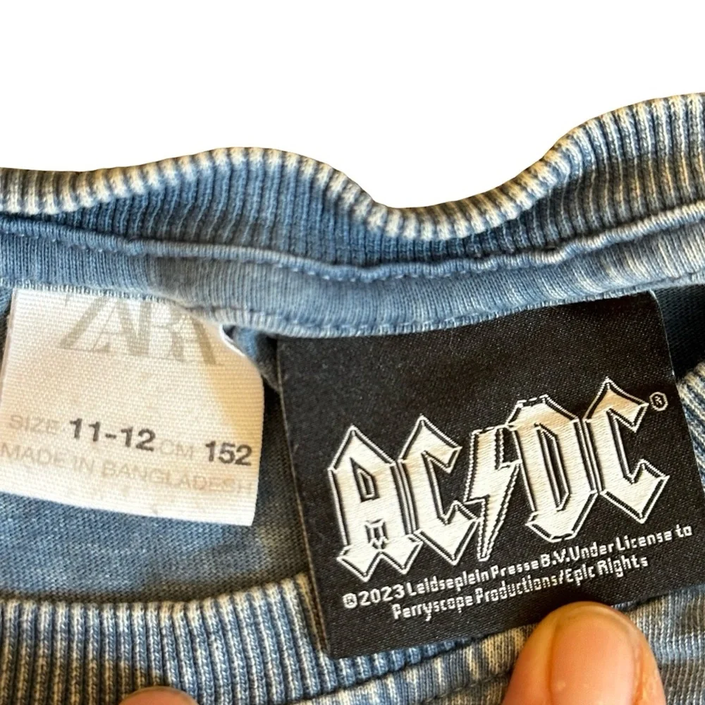 Zara AC/DC Crop Top - Picture 2 of 5